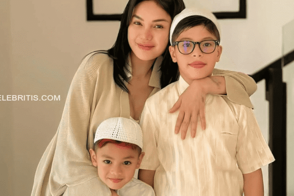 Nikita Mirzani Buktikan Cinta Tak Terhalang Jeruji